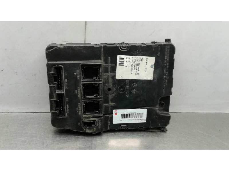 Recambio de centralita bsi para renault megane ii berlina 5p dynamique referencia OEM IAM 8200306435  