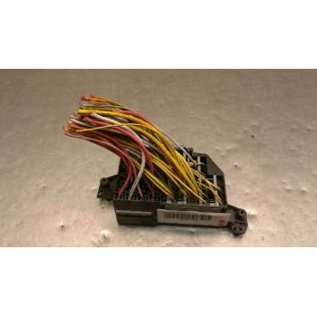 Recambio de caja fusibles para renault clio ii fase i (b/cbo) 1.9 d referencia OEM IAM 7700413605  