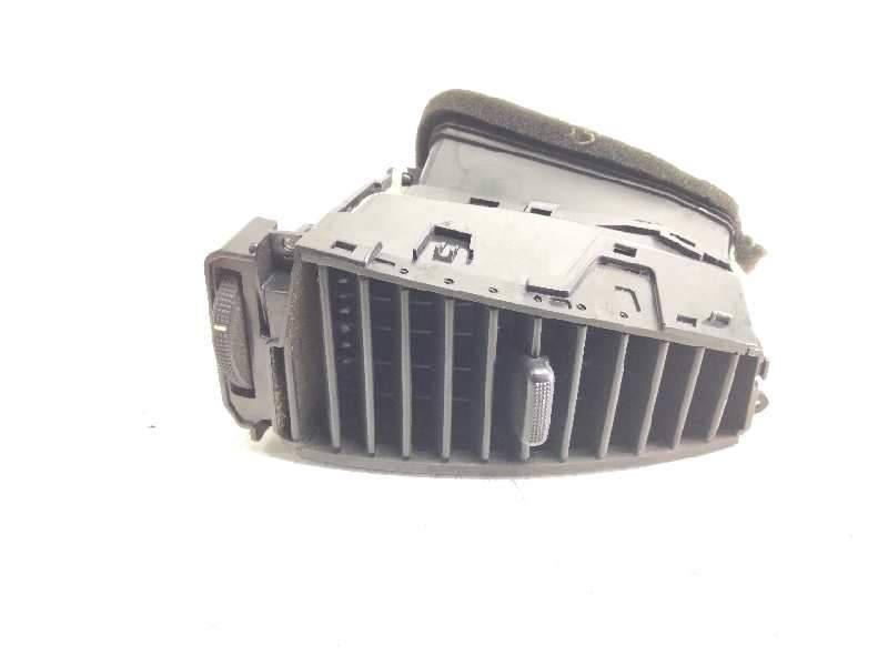 Recambio de aireador central para hyundai i20 classic referencia OEM IAM 974101J000  