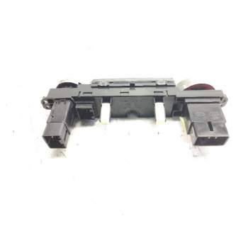Recambio de warning para hyundai i20 classic referencia OEM IAM 937701J100  