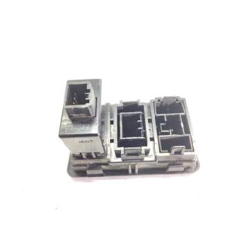 Recambio de regulador luces faros para hyundai i20 classic referencia OEM IAM 937001J1009P  