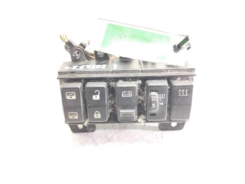 Recambio de consola central para renault premium route 2006 fas 4x2 larga distancia referencia OEM IAM   