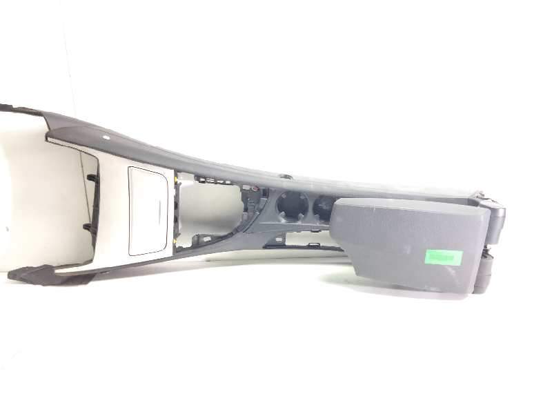 Recambio de reposabrazos para bmw serie 1 berlina (e81/e87) referencia OEM IAM   