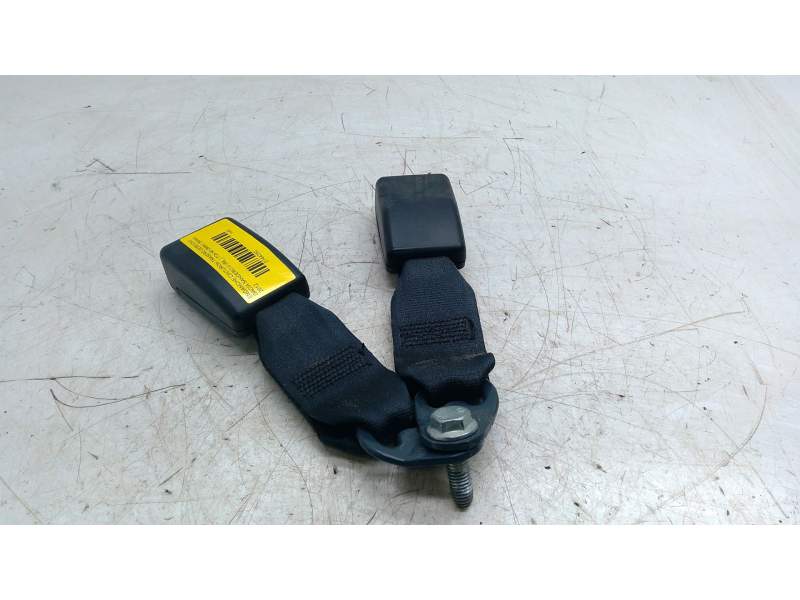 Recambio de enganche cinturon trasero derecho para dacia sandero ii (b8_) tce 90 (b8m1, b8ma) referencia OEM IAM 878168063R  