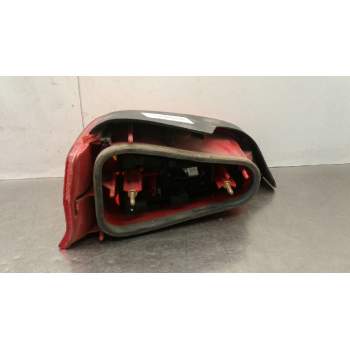 Recambio de piloto trasero derecho para peugeot 106 (s2) xn referencia OEM IAM 40364  6351G6