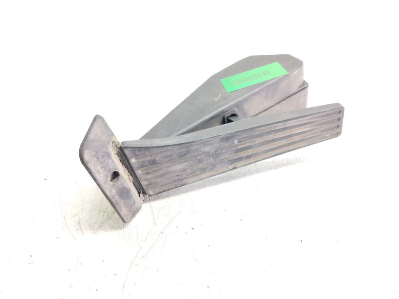 Recambio de pedal acelerador para bmw serie 1 berlina (e81/e87) referencia OEM IAM 74766500  