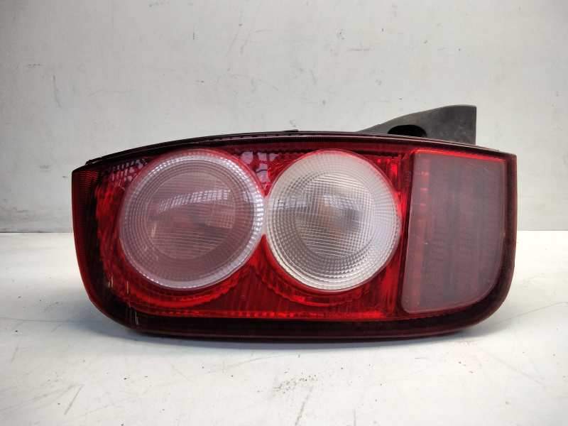 Recambio de piloto trasero izquierdo para nissan micra (k12e) acenta referencia OEM IAM 26559AX710  