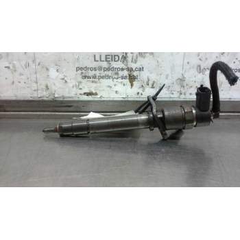 Recambio de inyector para volvo s60 berlina d5 referencia OEM IAM 30655606  