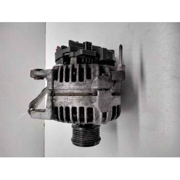 Recambio de alternador para renault clio iii confort dynamique referencia OEM IAM 8200390675 0124425037 14V 120A