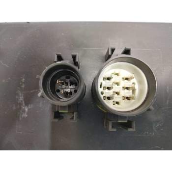 Recambio de piloto trasero izquierdo para iveco daily caja cerrada (1989 =>) referencia OEM IAM 0351900S 24 VOLTIOS 38921