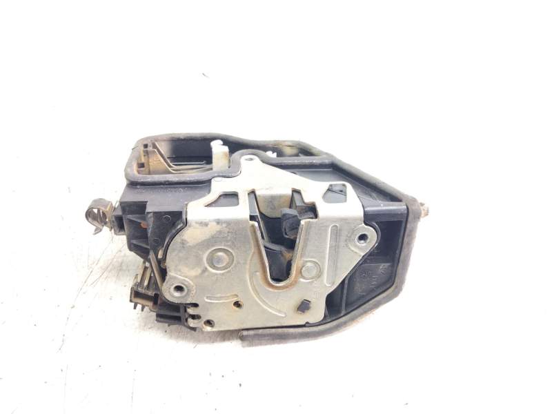 Recambio de cerradura puerta delantera derecha para bmw x5 (e70) 3.0d referencia OEM IAM 7202146  