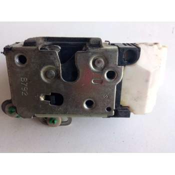 Recambio de cerradura puerta delantera izquierda para alfa romeo 147 (190) 1.9 jtd distinctive referencia OEM IAM 0046800416  