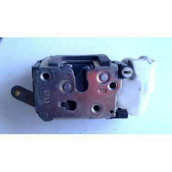 CERRADURA PUERTA TRASERA IZQUIERDA 0046557035 