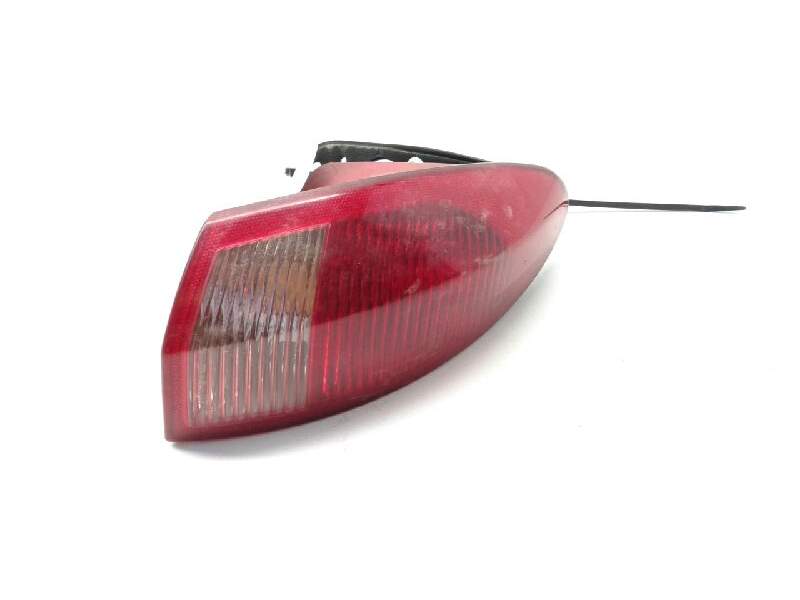 Recambio de piloto trasero derecho para alfa romeo 147 (190) 1.9 jtd distinctive referencia OEM IAM 46556349 03322010 