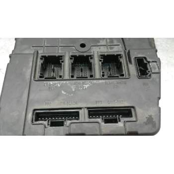 Recambio de centralita bsi para renault megane ii berlina 5p authentique referencia OEM IAM 8200525384  