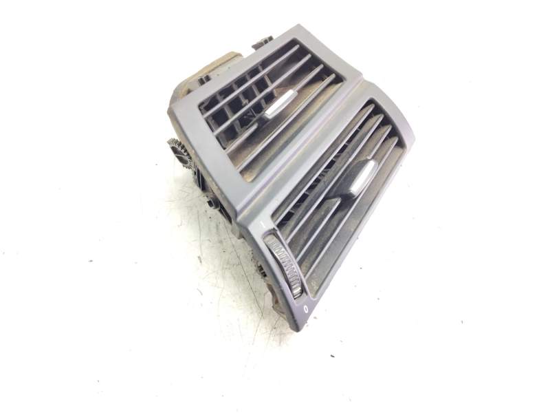 Recambio de aireador derecho para bmw x5 (e70) 3.0d referencia OEM IAM 716180404  