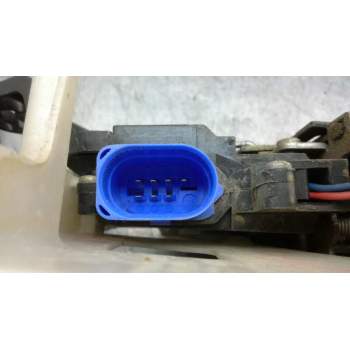 CERRADURA PUERTA TRASERA DERECHA 7L0839016D 