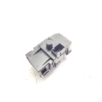 Recambio de mando luces para bmw serie 1 berlina (e81/e87) 116d referencia OEM IAM 6832792  