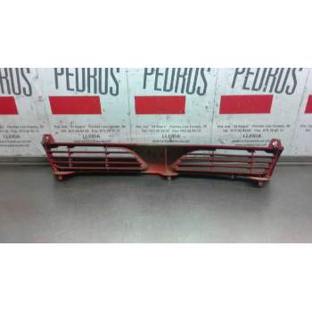 Recambio de rejilla delantera para nissan sunny berlina (n14) lx referencia OEM IAM 6231050C26  