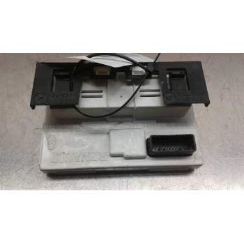 Recambio de pantalla multifuncion para renault megane ii berlina 5p authentique referencia OEM IAM   