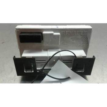 Recambio de pantalla multifuncion para renault megane ii berlina 5p authentique referencia OEM IAM   