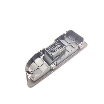 Recambio de mando elevalunas delantero derecho para bmw serie 1 berlina (e81/e87) 118d referencia OEM IAM 6935534  