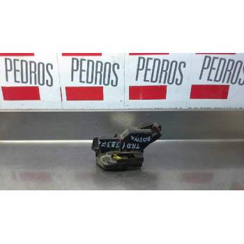 CERRADURA PUERTA TRASERA DERECHA 8142017101 