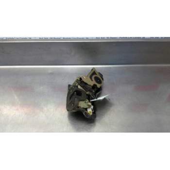 Recambio de cerradura puerta trasera derecha para hyundai matrix (fc) 1.6 gls referencia OEM IAM 8142017101  