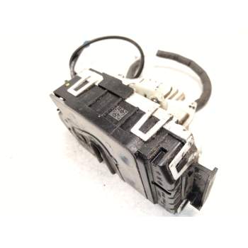 CERRADURA PUERTA DELANTERA IZQUIERDA A90672002135 
