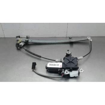 ELEVALUNAS DELANTERO DERECHO 400600T5 