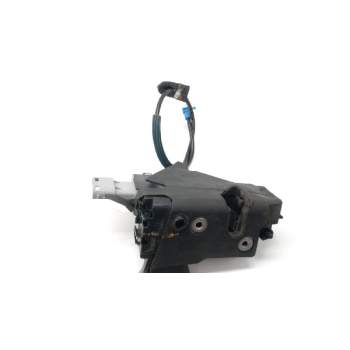 Recambio de cerradura puerta trasera derecha para citroën c4 berlina cool referencia OEM IAM 9686733780  