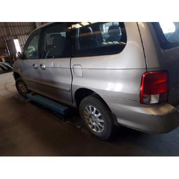 kia carnival ii del año 2002