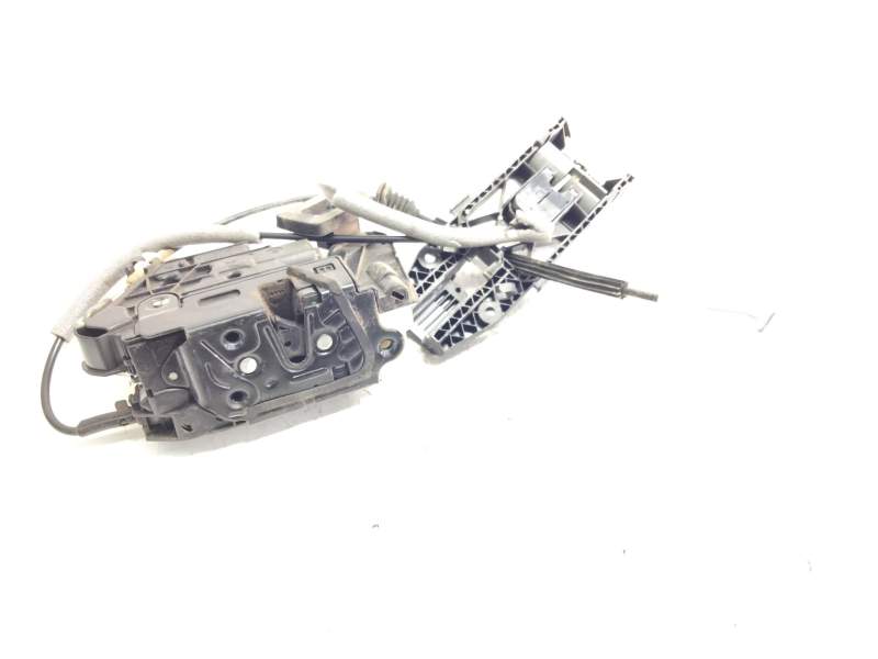 Recambio de cerradura puerta delantera derecha para skoda yeti referencia OEM IAM 5E1837016  