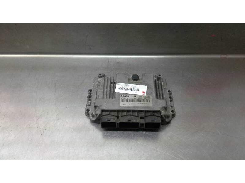 Recambio de centralita motor uce para renault scenic ii luxe privilege referencia OEM IAM 0281011275 8200305678 8200269879