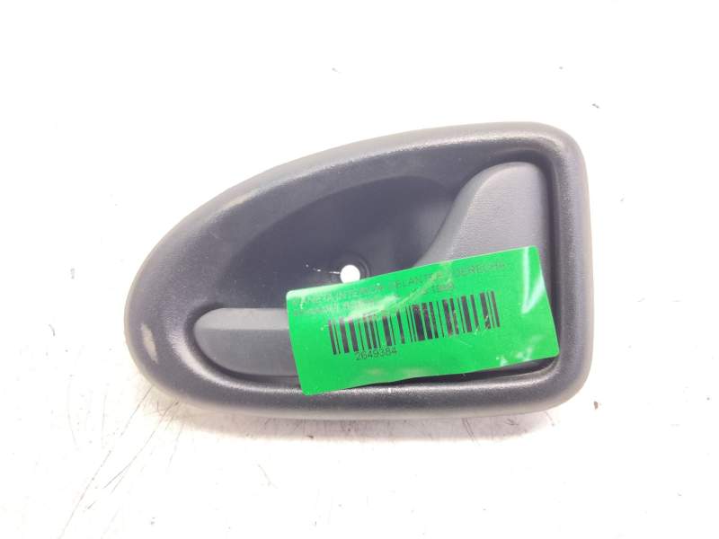 Recambio de maneta interior delantera derecha para renault scenic (ja..) 1.6 referencia OEM IAM 7700830079  