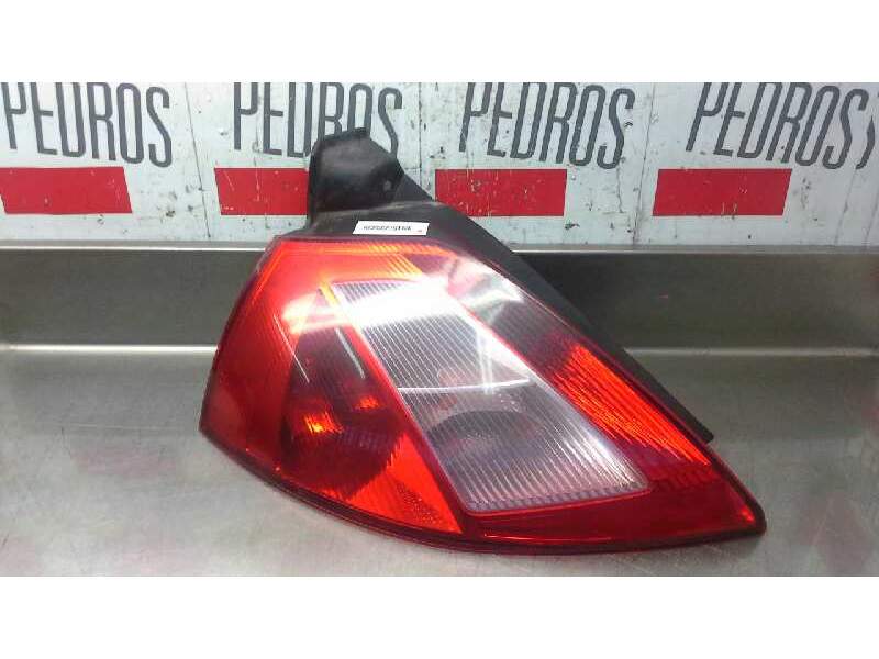 Recambio de piloto trasero izquierdo para renault megane ii berlina 5p dynamique referencia OEM IAM 8200073236  
