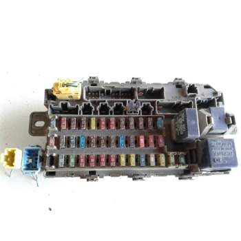 Recambio de caja fusibles para honda cr-v (rd1/3) básico (rd1) referencia OEM IAM 38200S10G03  