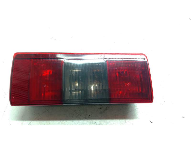 Recambio de piloto trasero izquierdo para opel combo tour 1.7 di 16v referencia OEM IAM 09199760  