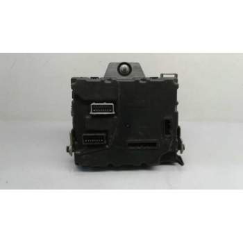 Recambio de centralita bsi para renault kangoo profesional referencia OEM IAM 8201077405 002025210 00663953