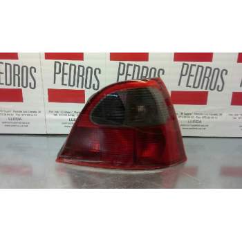 PILOTO TRASERO DERECHO XFB10088 