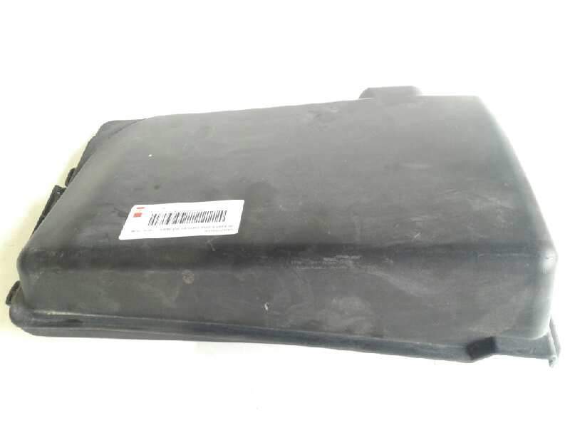 Recambio de caja fusibles para volkswagen polo berlina (6n1) básico referencia OEM IAM 357937039  
