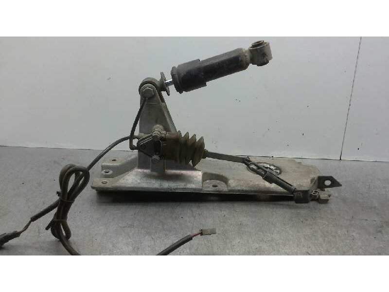 Recambio de soporte cabina trasero derecho para renault magnum 480 referencia OEM IAM   
