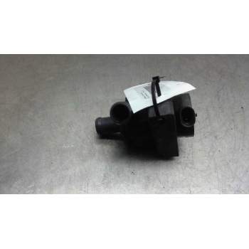 Recambio de bomba agua electrica para volvo v40 kinetic referencia OEM IAM   