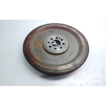 Recambio de volante motor para renault trafic caja cerrada dci cat referencia OEM IAM 8200823873  