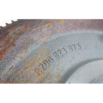 Recambio de volante motor para renault trafic caja cerrada dci cat referencia OEM IAM 8200823873  