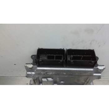 Recambio de centralita motor uce para volvo v40 kinetic referencia OEM IAM 31452623 D5E1C MB279700-9613