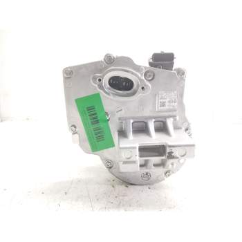 Recambio de compresor aire acondicionado para renault arkana e-tech 1.6 hybrid referencia OEM IAM 926008231R  