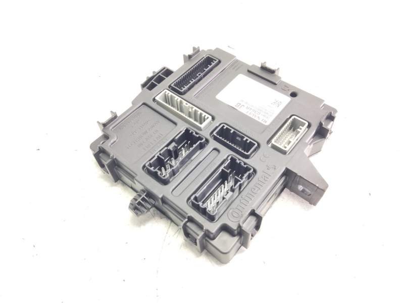 Recambio de centralita bsi para renault arkana e-tech 1.6 hybrid referencia OEM IAM 284B10364R  