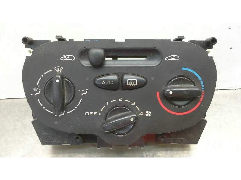 Recambio de mando calefaccion aire acondicionado para peugeot 206 berlina e-music referencia OEM IAM 64138  