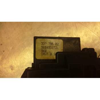 Recambio de mando limpia para peugeot 206 berlina e-music referencia OEM IAM 96049597ZL 33779502 